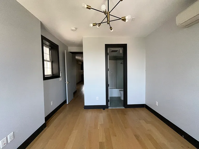 41 Van Wagenen Ave #3 — Photo 7