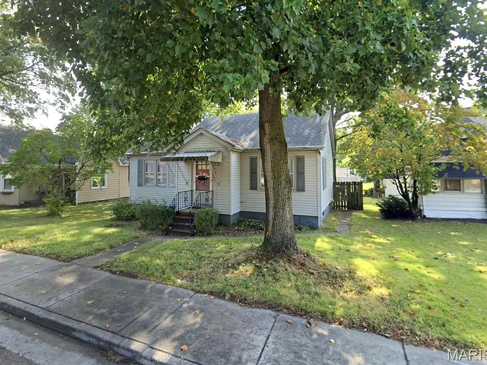 221 Lebanon Ave #A