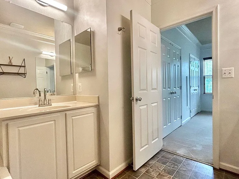 3030 Chinkapin Oak Ln — Photo 20