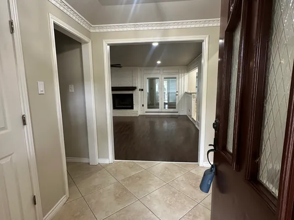 205 Westwood Dr, Southlake, TX 76092