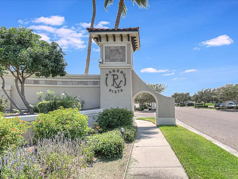7938 Fort Griffen Dr — Photo 47