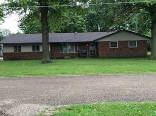 707 S Morgan St, Mason City, IL 62664