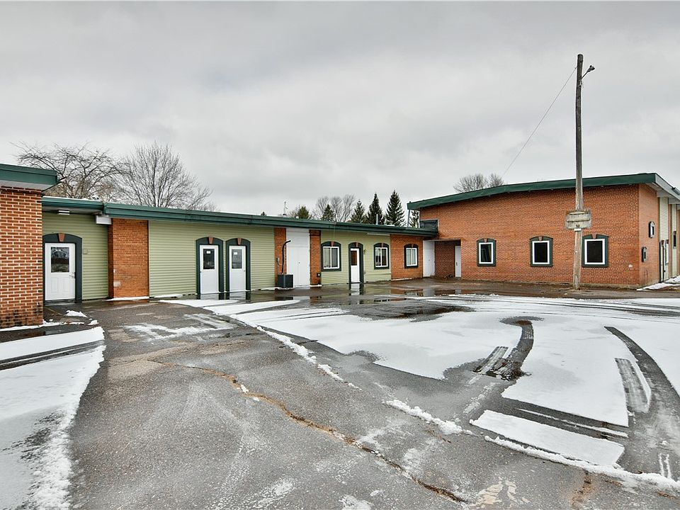 1st image of 210 South Russell St #11