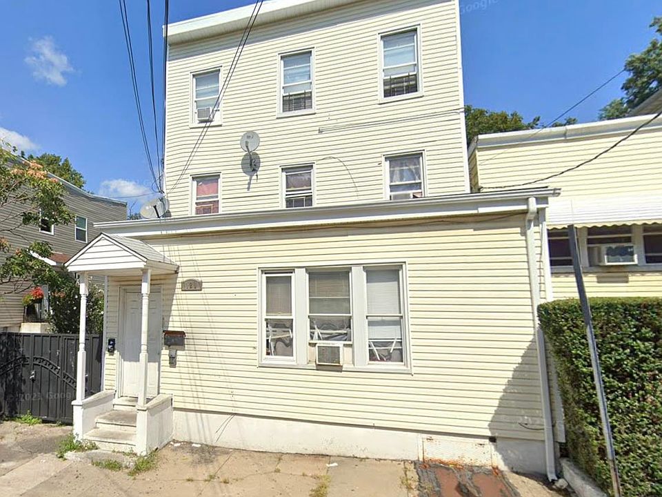 1st image of 120 Armstrong Ave