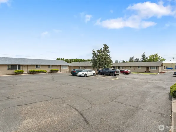 1011 1013, 1015 s 48th Avenue, Yakima, WA 98908