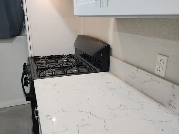 8236 Beech Ave #4, Fontana, CA 92335
