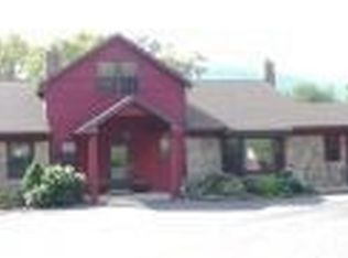 490 W County Rd, Sugarloaf, PA 18249