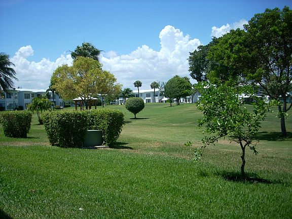 4th image of 251 S Golf Blvd APT 190
