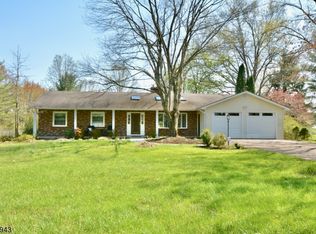 152 Barbertown Point Breeze Rd, Frenchtown, NJ 08825