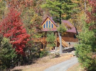 340 Brookline Dr, Purlear, NC 28665