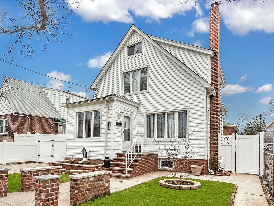 1st image of 86-15 262nd Street