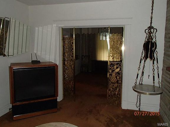 4th image of 5200 Theodosia Ave