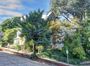 3935 S Corbett Ave, Portland, OR 97239