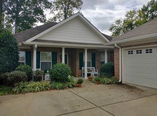 240 Wrennewood Ln, Franklin, TN 37064