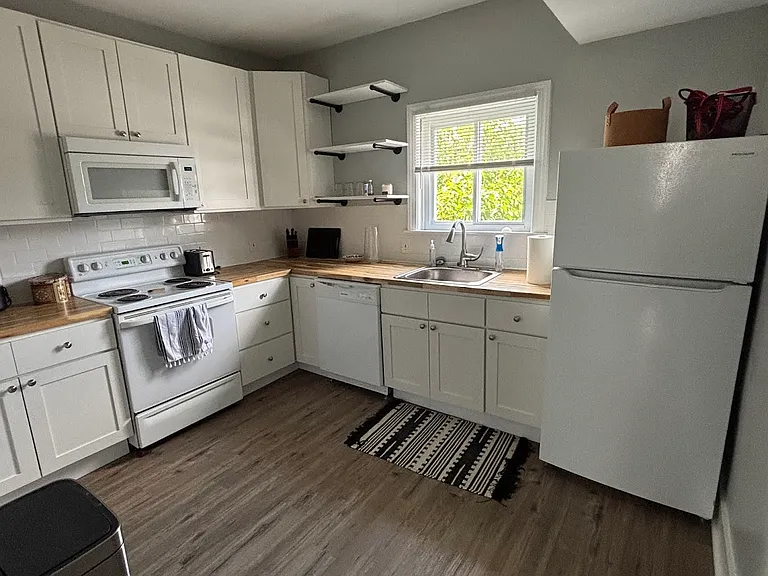 123 Harrison Ave #2 — Photo 4