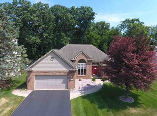 3326 Hemmingway Ln, Lambertville, MI 48144