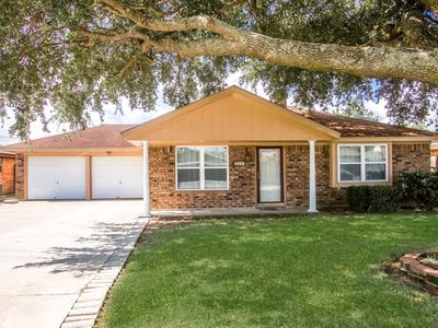 2331 Nottingham Ln, Groves, TX, 77619