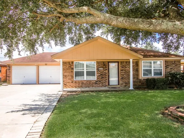 2331 Nottingham Ln, Groves, TX 77619