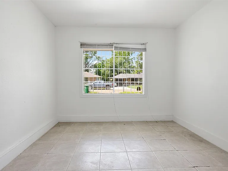 5622 Woodgreen St — Photo 10
