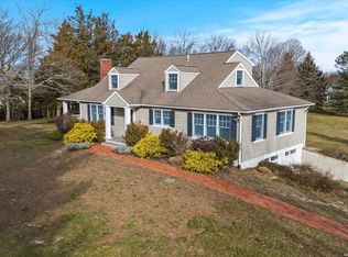 355 Cedar Dr, Southold, NY 11971