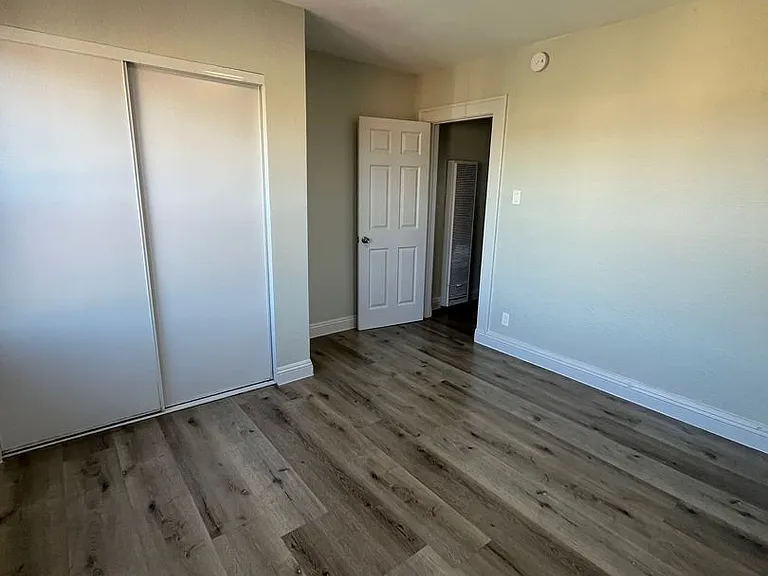 4277 S Kansas Ave — Photo 6