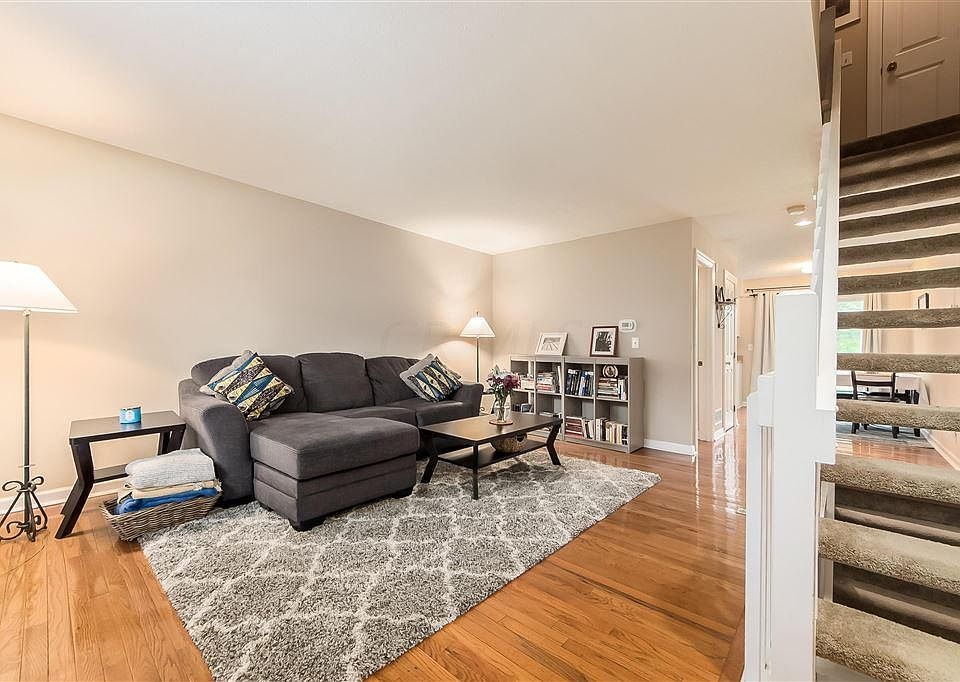 1st image of 8182 Olde Richmond Ln #4C