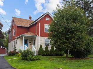 121 Highland Ave, Middletown, CT 06457