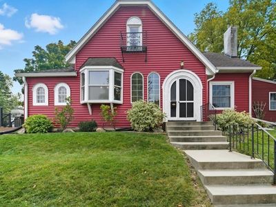 1009 Newman Ave, Cedar Falls, IA, 50613