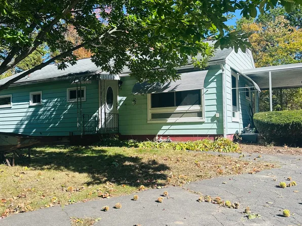 63 Loudville Rd, Easthampton, MA 01027