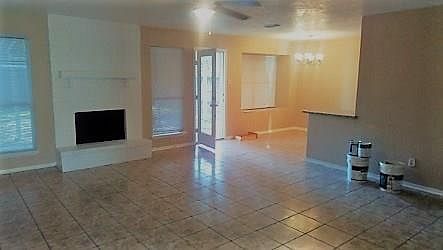 4th image of 10011 Enchanted Stone Dr