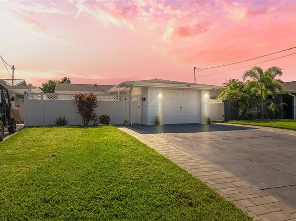 4920 Bonito Dr, New Port Richey, FL 34652