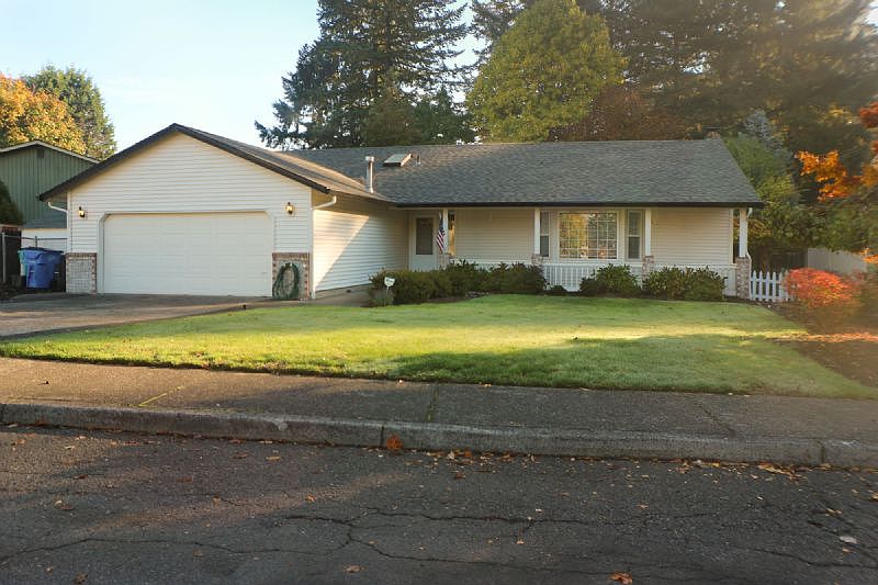 1st image of 2601 NE 154th Ct