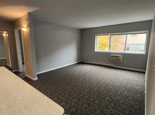 756 W Kilgore Rd APT 206, Kalamazoo, MI 49008