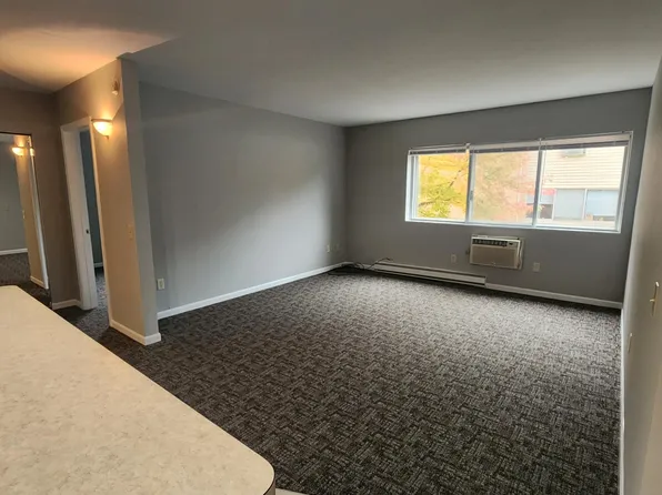 756 W Kilgore Rd, Kalamazoo, MI