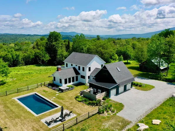 88 Stonehouse Road, New London, NH 03257