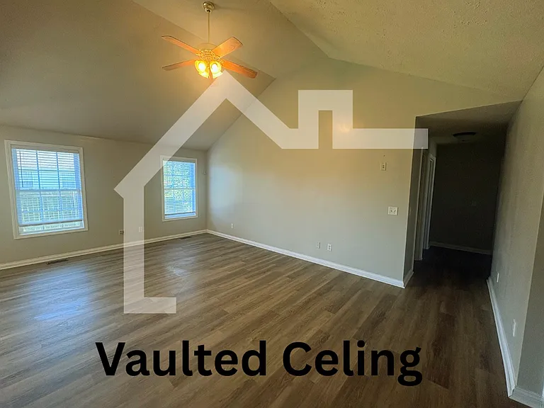 4709 Rathbone Dr — Photo 4