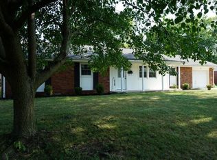 1560 Lady Marian Dr, Seymour, IN 47274