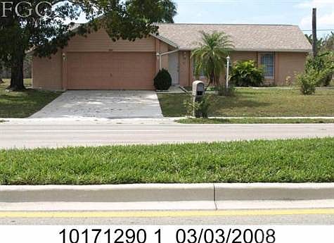 1st image of 1610 Country Club Blvd