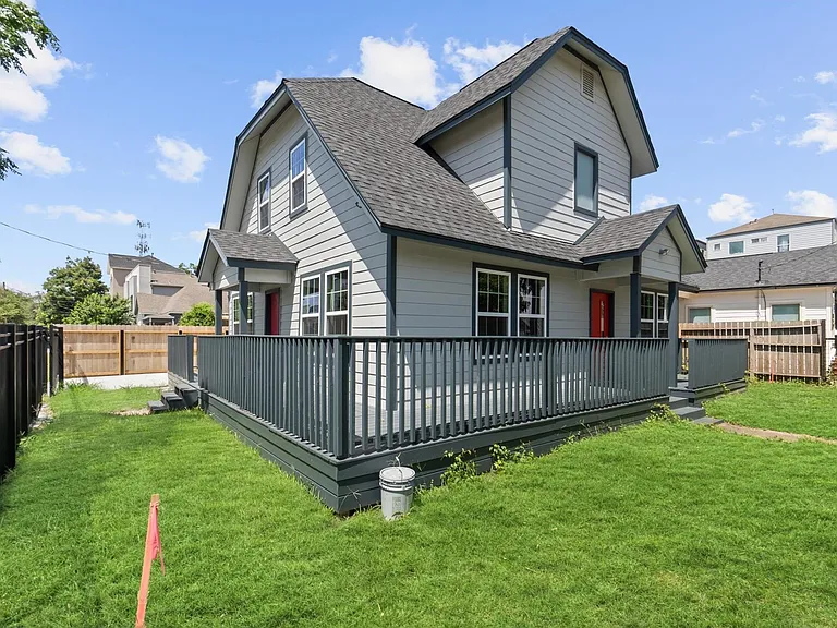 2220 Holman St — Photo 29