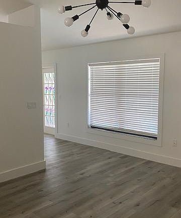 4th image of 322 Miami Ln