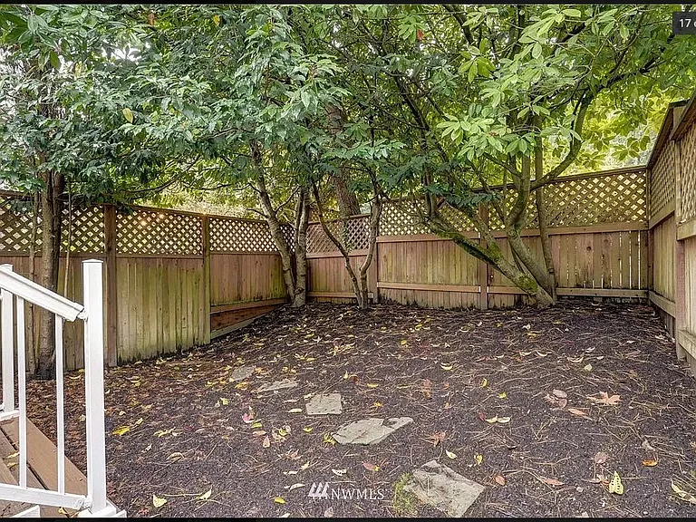 11801 NE 105th Ct — Photo 18