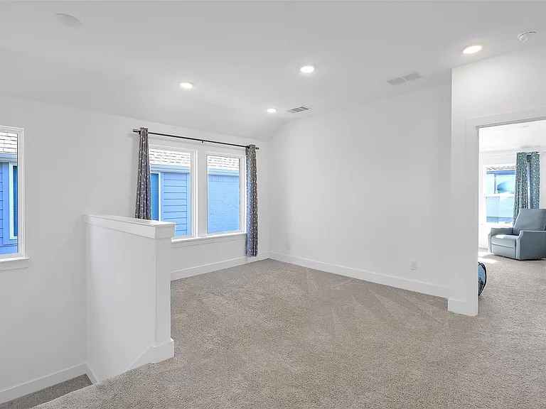 1220 Lady Mantle Way — Photo 19