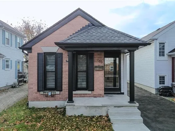 133 Wake Robin Dr, Kitchener, ON N2E 3L6
