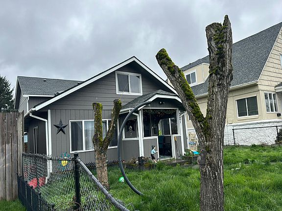 3rd image of 321 15th Ave