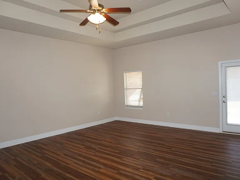 307 Windmill Way — Photo 3