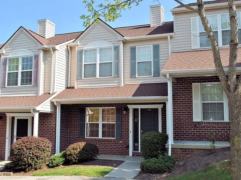 415 Oak Tree Blvd — Photo 12