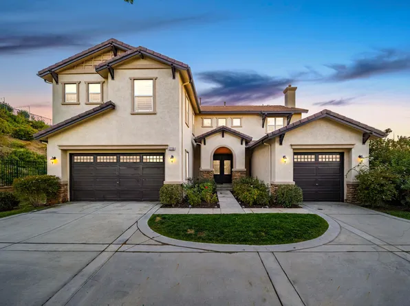 2720 Woodbine Ter, Palmdale, CA 93551