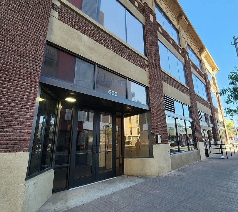 600 Central Ave SW #2C