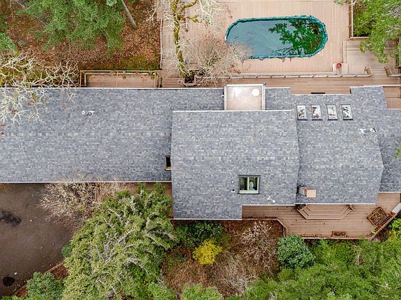 4th image of 1622 NW Ribier Pl