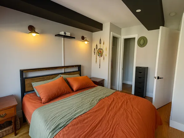 186 Lenox Road image 8 of 9